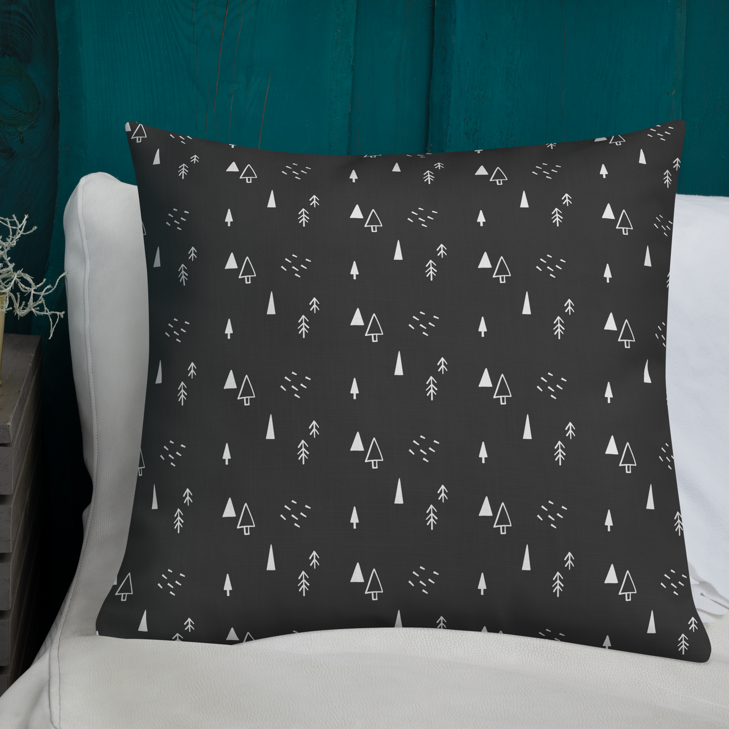 Scandinavian Christmas Tree Pattern Cushion